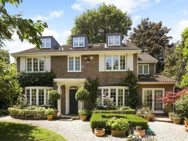 House for sale in Kingston upon Thames, Greater London
