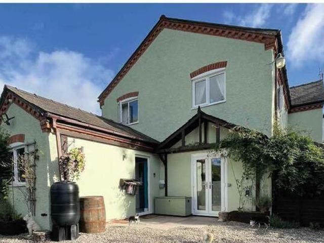 House for sale in Floodgates