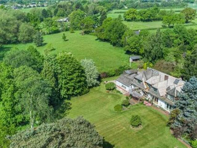 House for sale in Knutsford