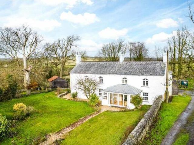 House for sale in Launceston, Cornwall