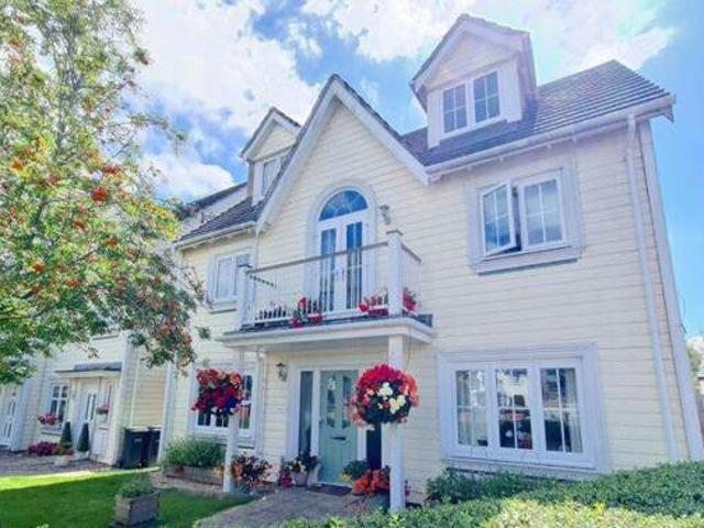 House for sale in Lee-on-the-Solent, Middlecroft