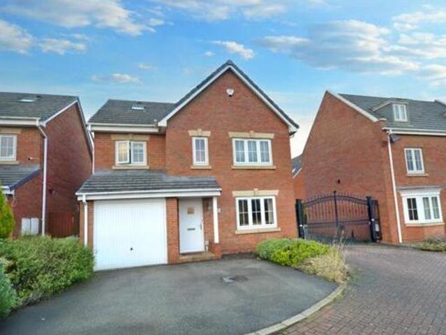House for sale in New Forest, Leeds
