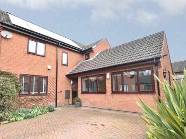 House for sale in Whitkirk, Colton
