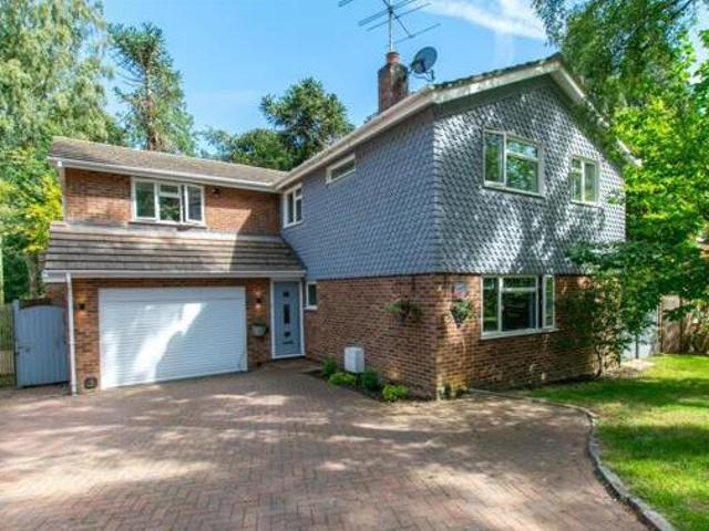 House for sale in Leighton-Linslade, Leighton Buzzard