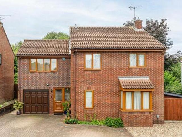 House for sale in Willian, Letchworth
