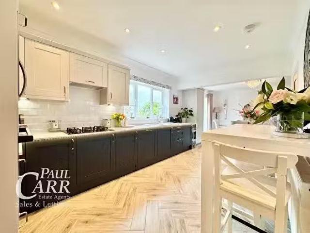 House for sale in Four Oaks