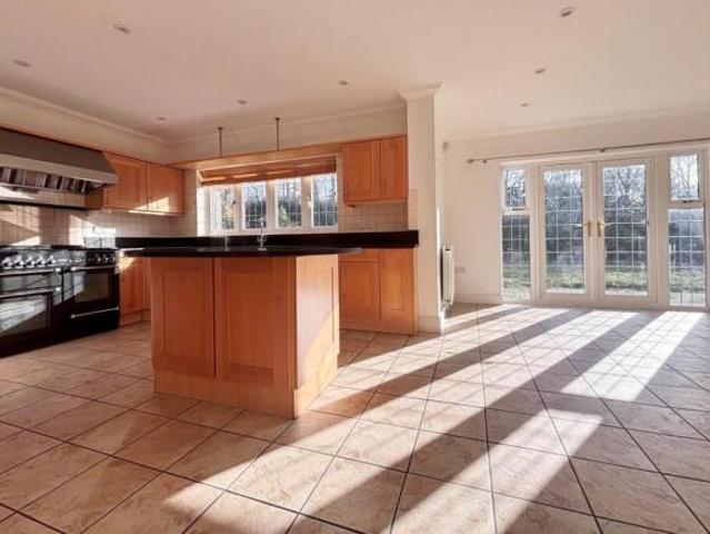 Farm for sale in Esh