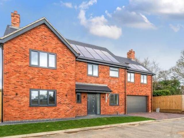 House for sale in Brayford, Lincolnshire