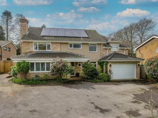 House for sale in Bolton Low Houses, Hampshire