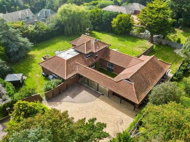 House for sale in Clapham, West Sussex