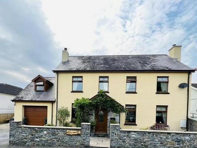 House for sale in Llandeilo, Wales