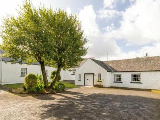 House for sale in Lochwinnoch, Scotland