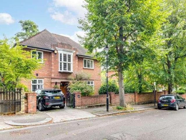 House for sale in Hampstead