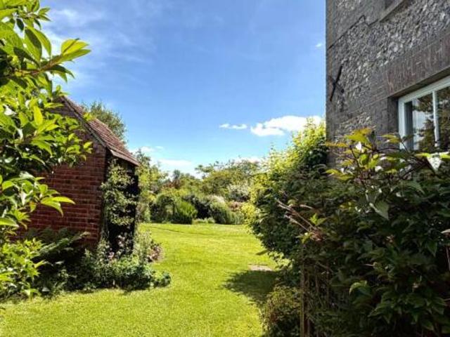 Farm for sale in Rhodes Minnis, Folkestone