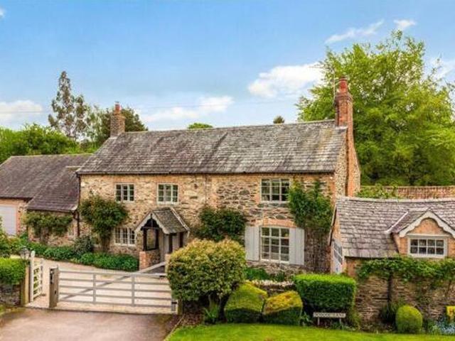 House for sale in Elmfield, Leicestershire