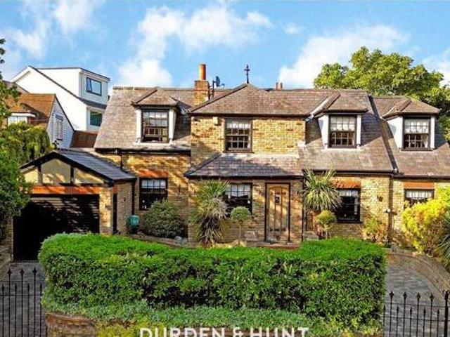 House for sale in Debden Green, Epping