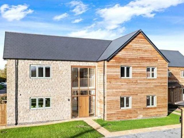 House for sale in Bromsberrow Heath, Gloucestershire