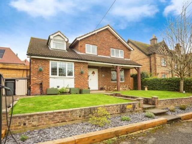 House for sale in Abbey Gate, Midway