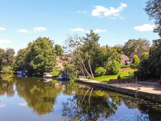 House for sale in Midway, Kent