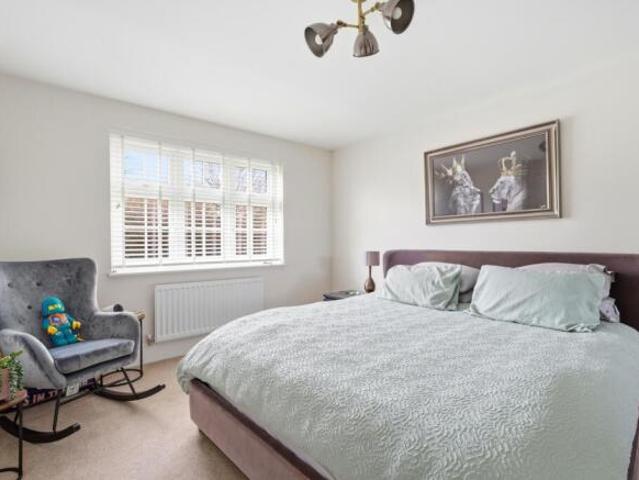 Farm for sale in Luton, England