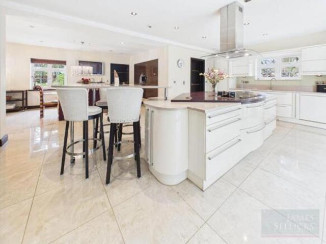 Farm for sale in Oadby, Leicestershire