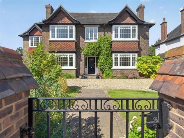 Farm for sale in Beckenham, Greater London