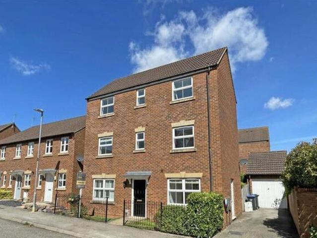 House for sale in Stanford On Avon, Leicestershire