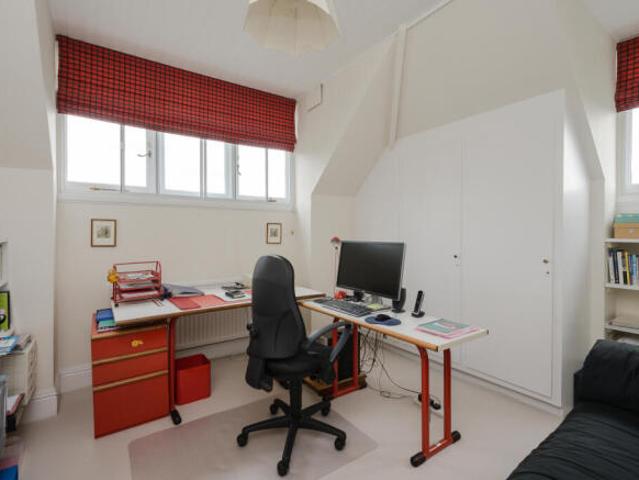 Farm for sale in Wimbledon, Greater London