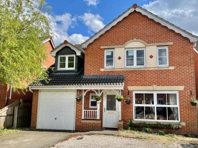 House for sale in Brentingby, Leicestershire