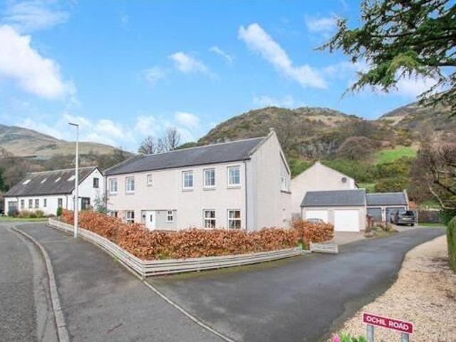 House for sale in Menstrie, Scotland