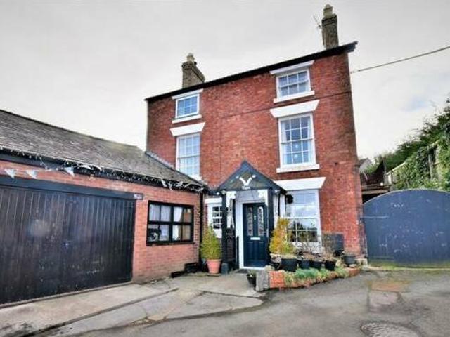 House for rent in Lyons, Greater London