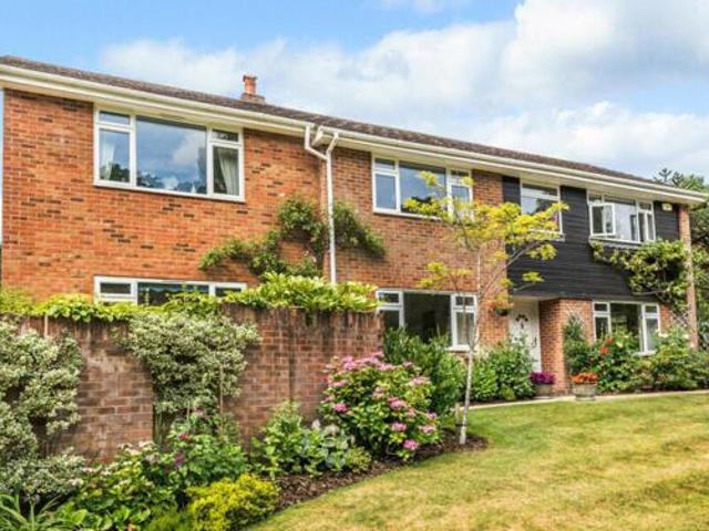 House for sale in Littlecote, West Sussex