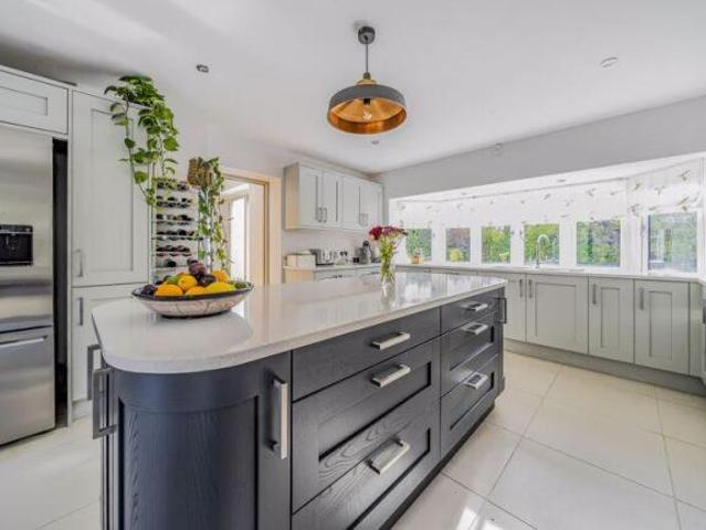Farm for sale in Headcorn, Maidstone