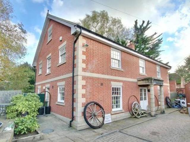 House for sale in Hampshire