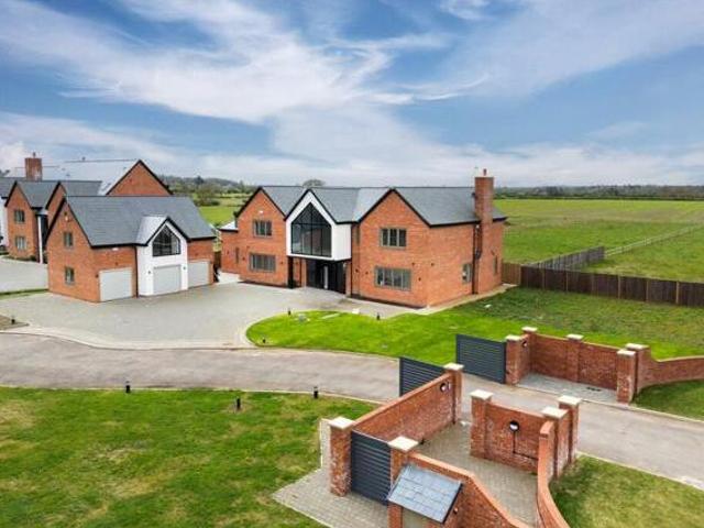 House for sale in City of London, Greater London