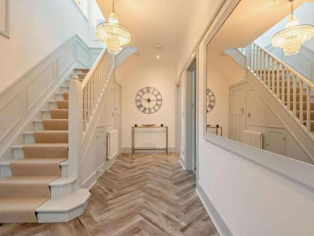 Farm for sale in Canford Cliffs, Poole