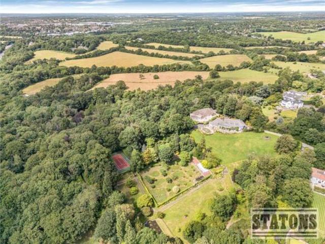 Farm for sale in Cat Hill