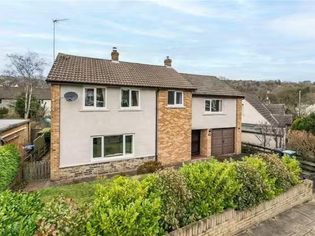House for sale in Wilsden, Harden
