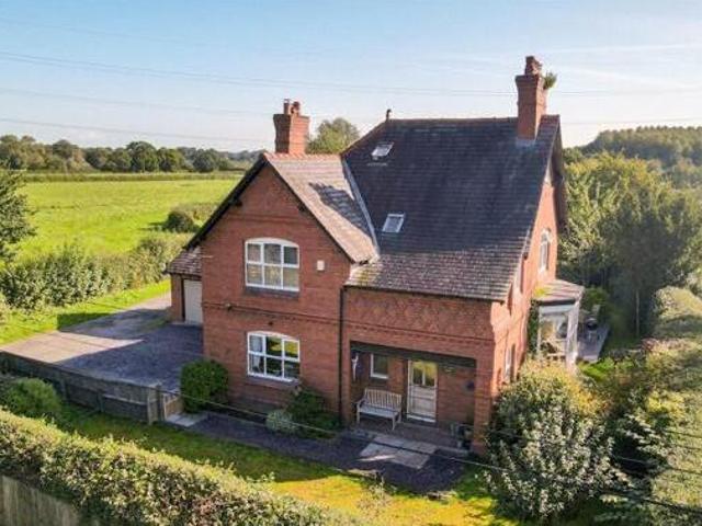 House for sale in Little Neston, West Vale