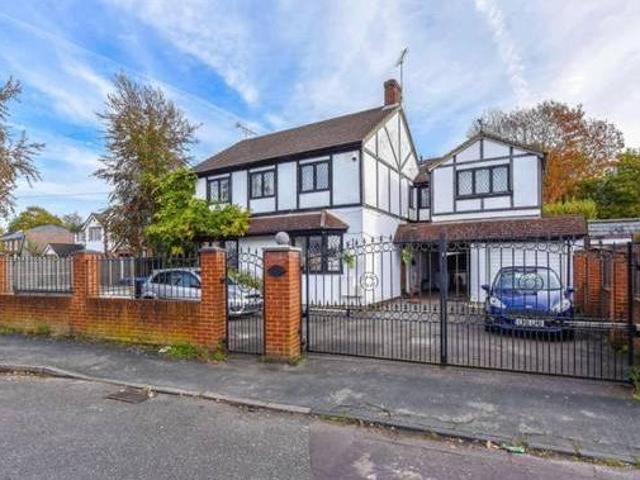 House for sale in Surrey
