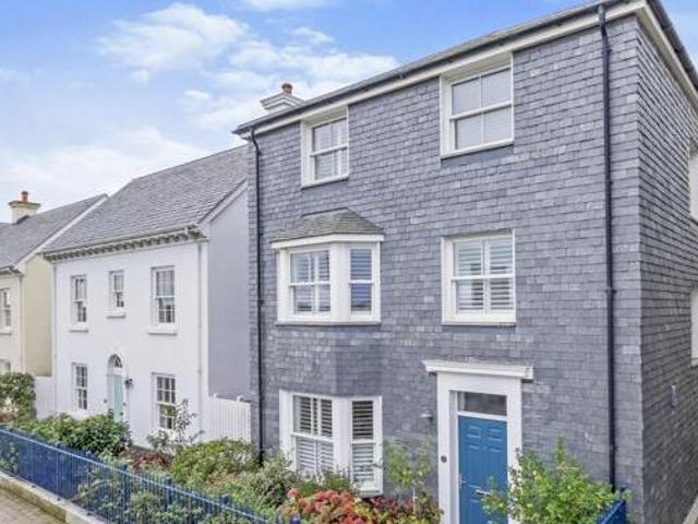 House for sale in Newquay, Cornwall