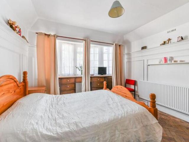Farm for sale in London Borough of Croydon, Norbury