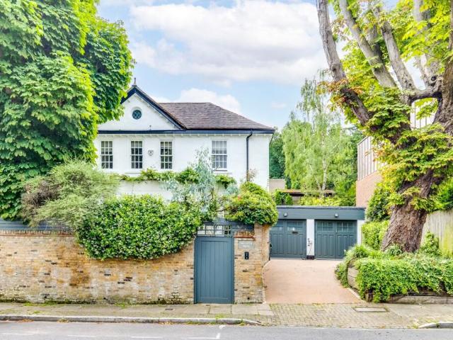 Farm for sale in Hampstead