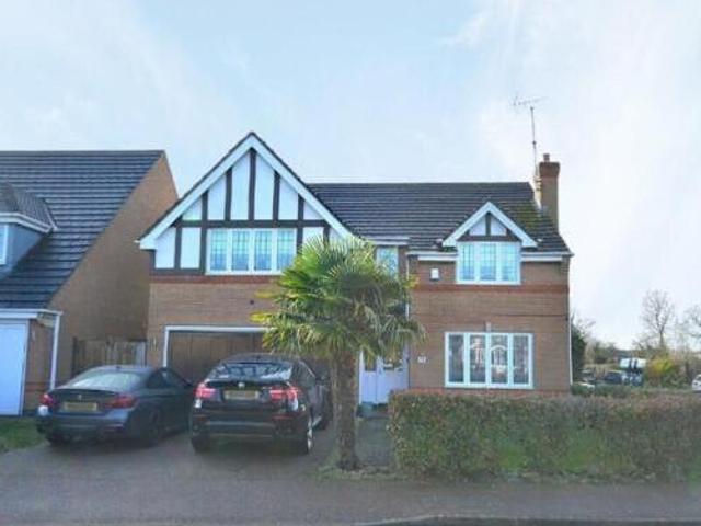 House for sale in Northampton, Northamptonshire
