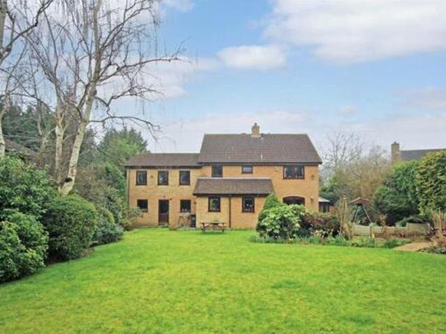 House for sale in Northampton, Northamptonshire
