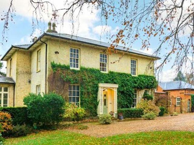 House for sale in Northampton, Northamptonshire