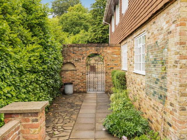 Farm for sale in Westborough, Surrey