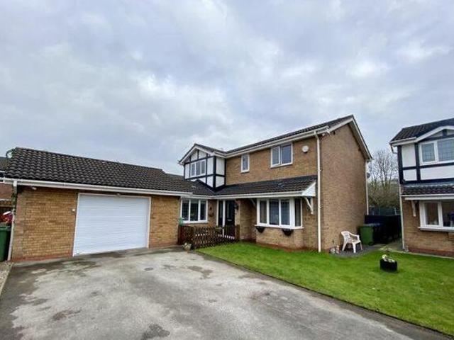 House for sale in Leftwich, Cheshire