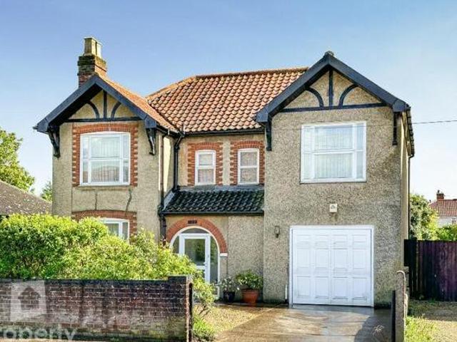 House for sale in East Bank, Norfolk