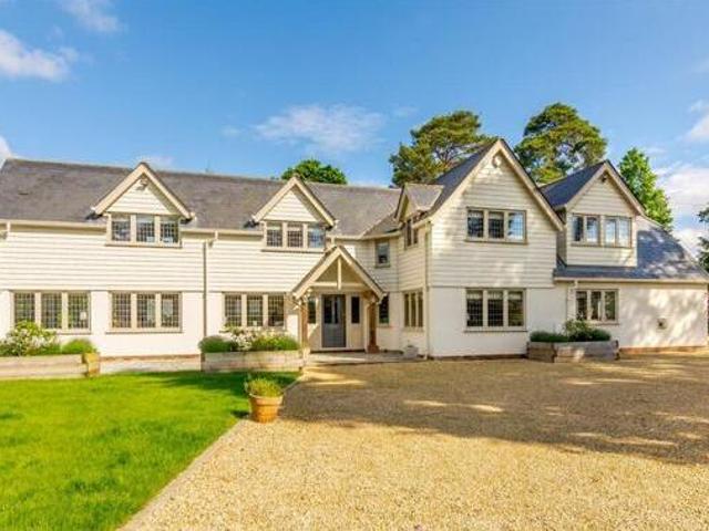 House for sale in Surrey
